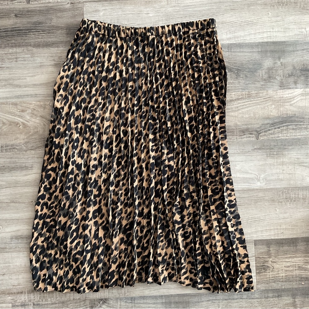 Halogen Women's Pleated Midi Skirt, Size Medium Taupe Animal Brown Print SZ L